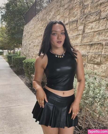 Izzy Moreno pornstar exclusive pic