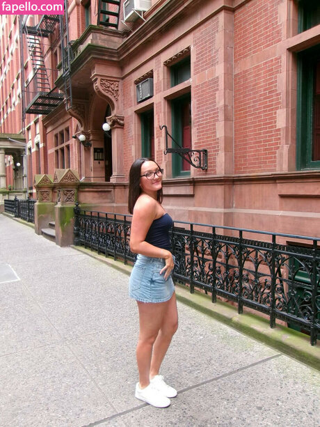 Izzy Moreno pornographic star photo