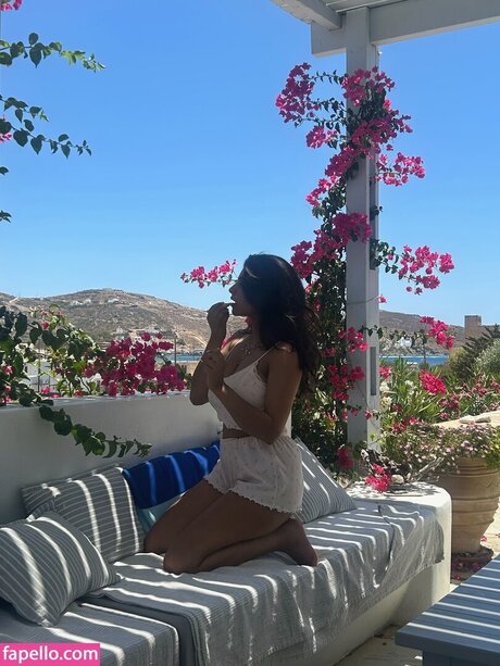 Jaya Thandi pornstar nude galleries