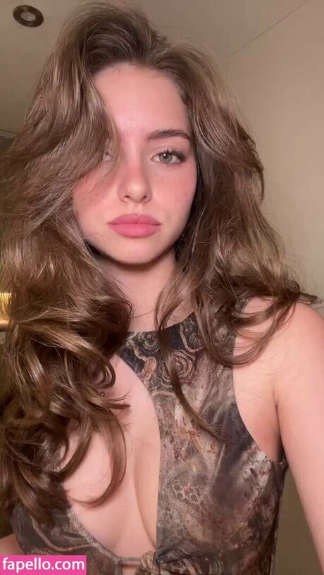 Lucia Ferrato pornstar beautiful pics