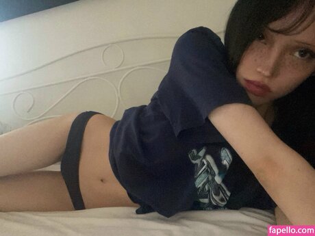 Eieniffy pornstar exclusive image