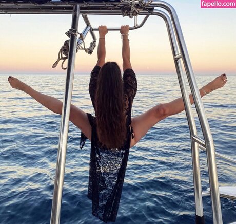 Katsiaryna Kavaleva sex model archive