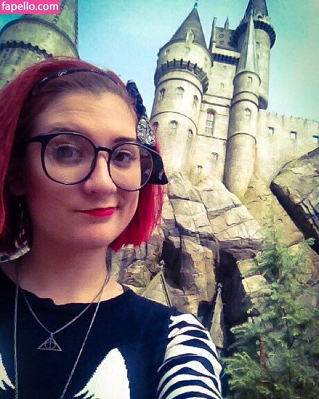 Brizzy Voices high quality actress pictures