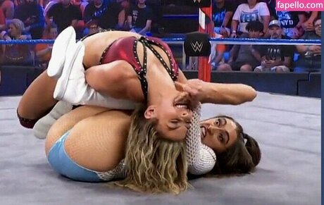 Wren Sinclair free actress photos