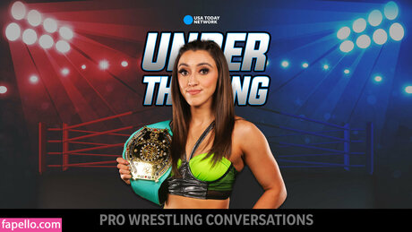 Wren Sinclair pretty model images