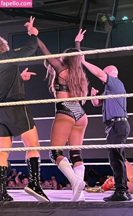 Wren Sinclair top actress img