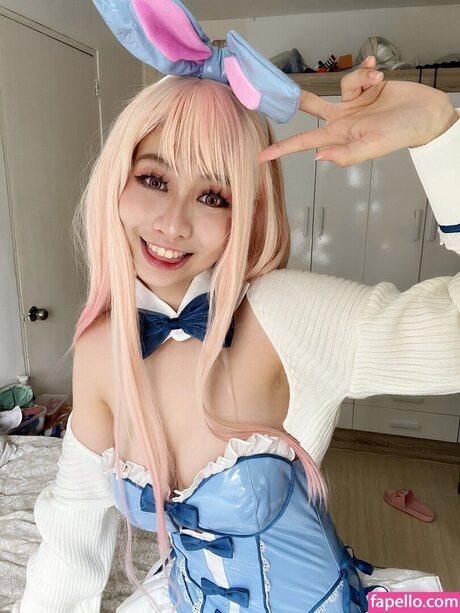 Kettsley star pornographic photos