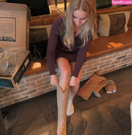 Colette Cherry star hot image