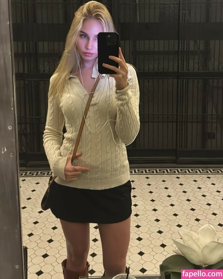 pregnant xxx onlyfans art naked gallery