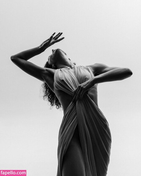 tattooed shemale onlyfans porno pictures