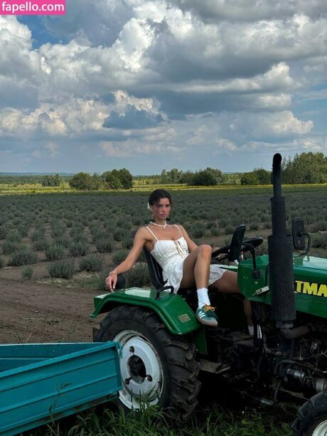 Tatyana Luzgina model img