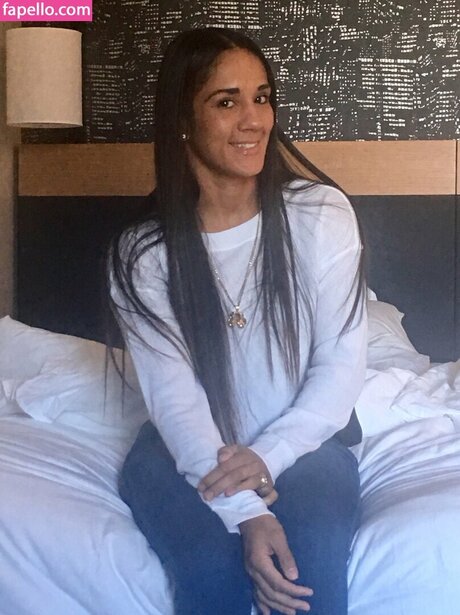 Amanda Serrano pretty pornstar pics