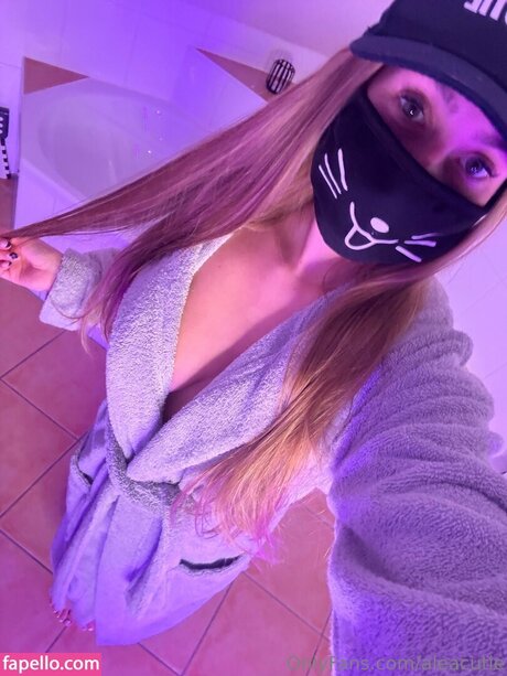 aleacutie beautiful model img