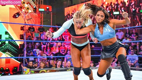 Kiana James xxx pornstar photo