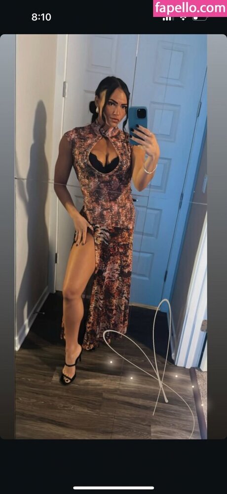 Kiana James star high quality images