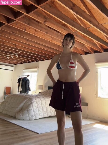 Madeline Quinn nice pornstar pics