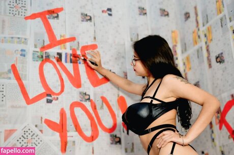 cute onlyfans sexy nude pictures