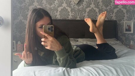 Elisha Walbyoff model hd pics