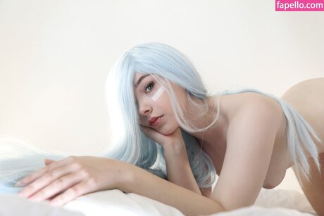 Nyeupe star naked galleries