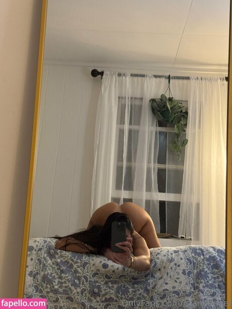 island angel model pornographic picture