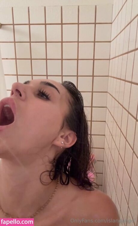 island angel star naked photo