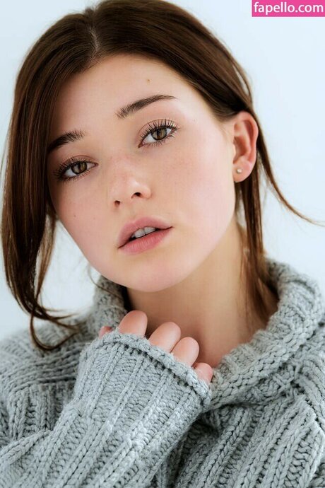 Katie Douglas xxx model images