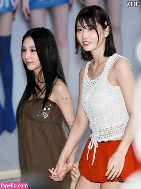 Chaeyoung erotic pornstar photo