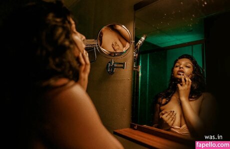 __anavrin___ model free images