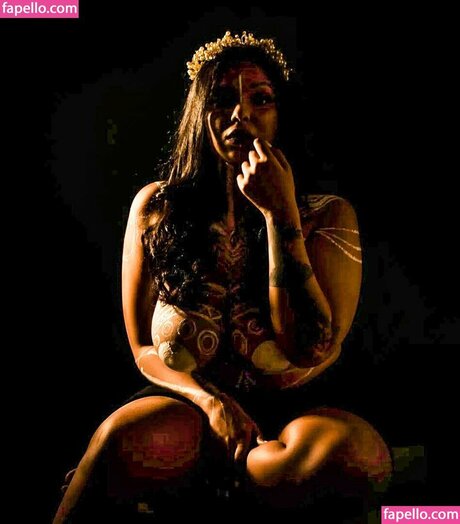 __anavrin___ erotic actress pics