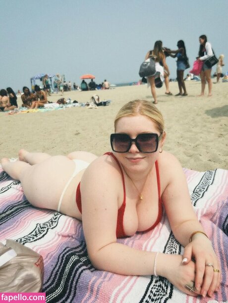 Sadie Stone erotic actress galleries