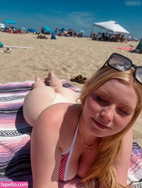 Sadie Stone hot star picture