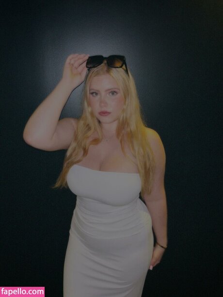 Sadie Stone nude model gallery