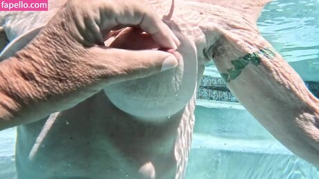 PumpThenPlay naked star pic