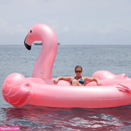 Ludwika Paleta naked star img