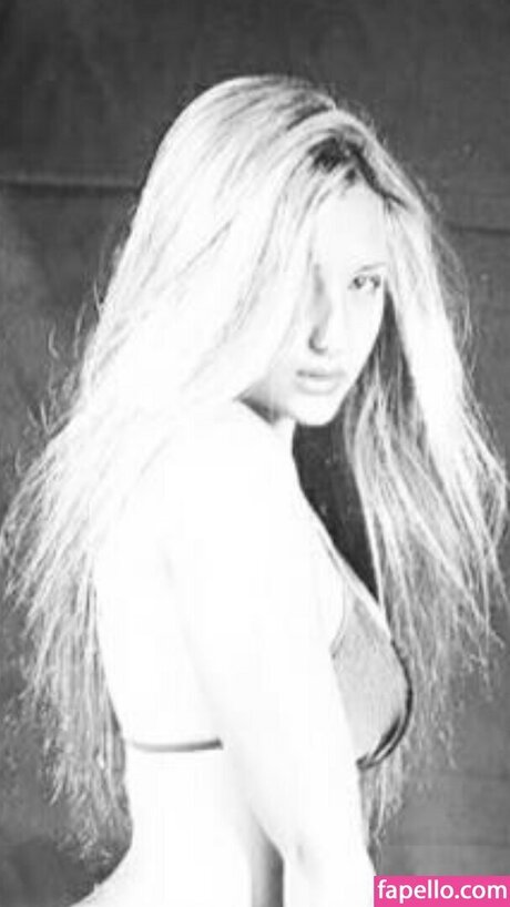 Amber Koltzow Bastick xxx pornstar gallery