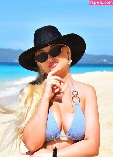 Amber Koltzow Bastick sexy pornstar picture