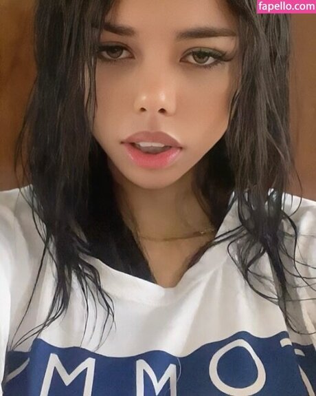 Ale oficial model free image