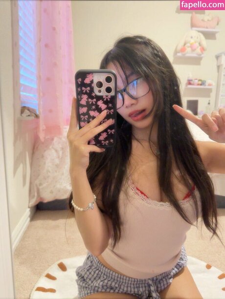 bunibuniyu nice model picture