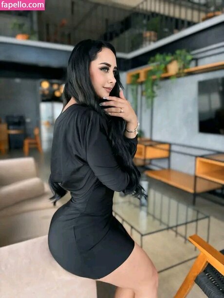 Mexico Mega exclusive model pic