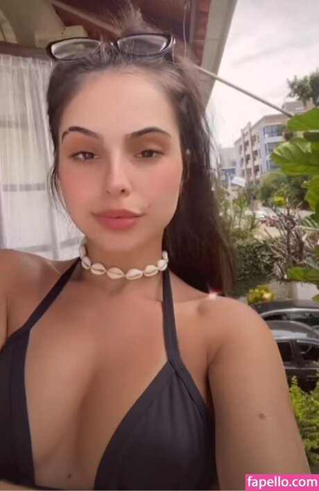 Larissa Costa star exclusive image