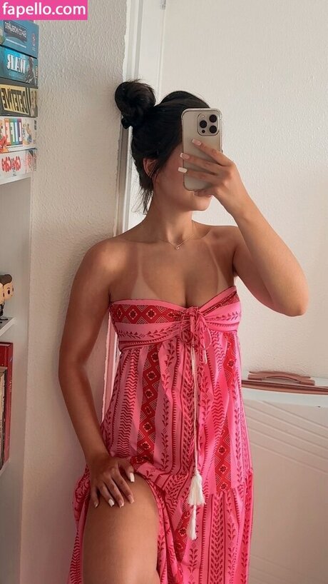 Larissa Costa pretty pornstar images