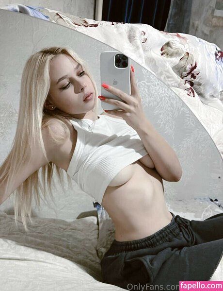 skinny small tits onlyfans best photo