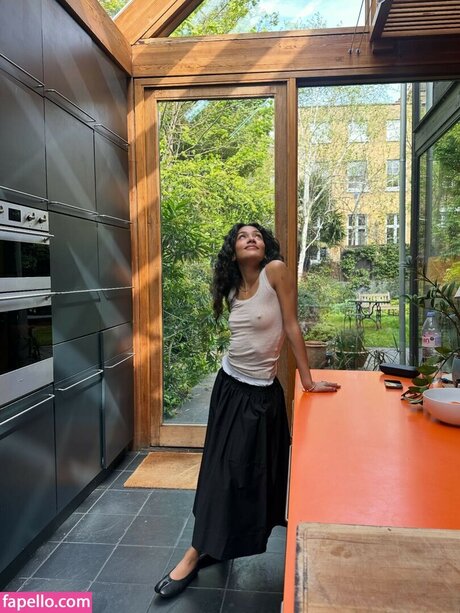 Olivia Dean sex pornstar img