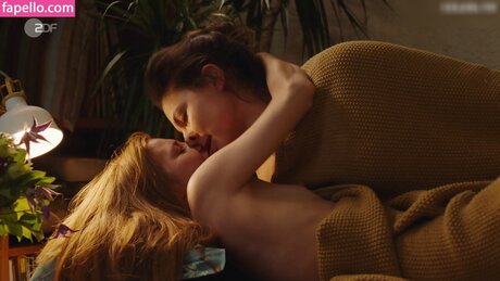 Josefine Preu_ model high quality pictures