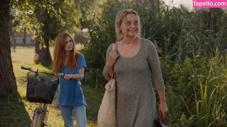 Josefine Preu_ model nude image