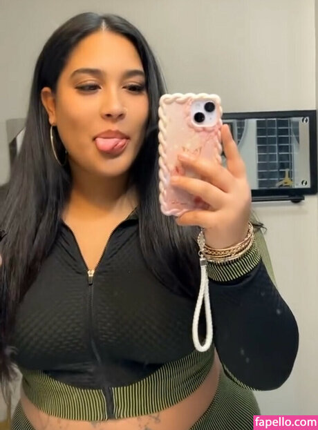 Puericanprincess nude pornstar picture