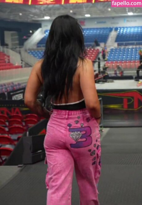 Tessa Blanchard star adult photo