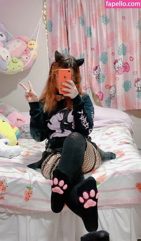 Immy Bisou art pornstar galleries