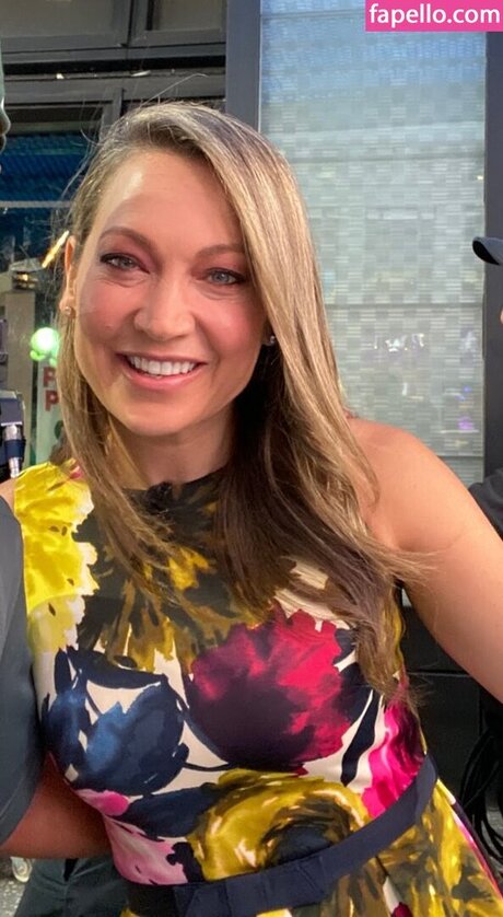 Ginger Zee pornstar pretty images
