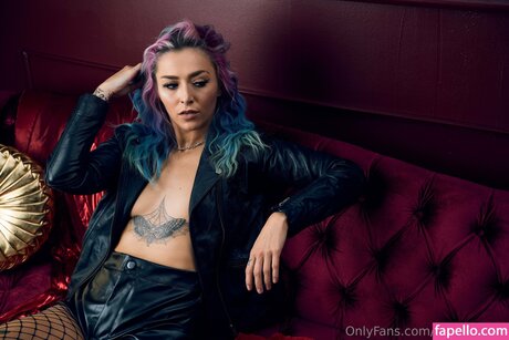 Nixonell pornstar naked photos